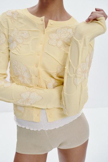 KNIT CARDIGAN WITH BEADED TEXTURE - Light yellow by Zara