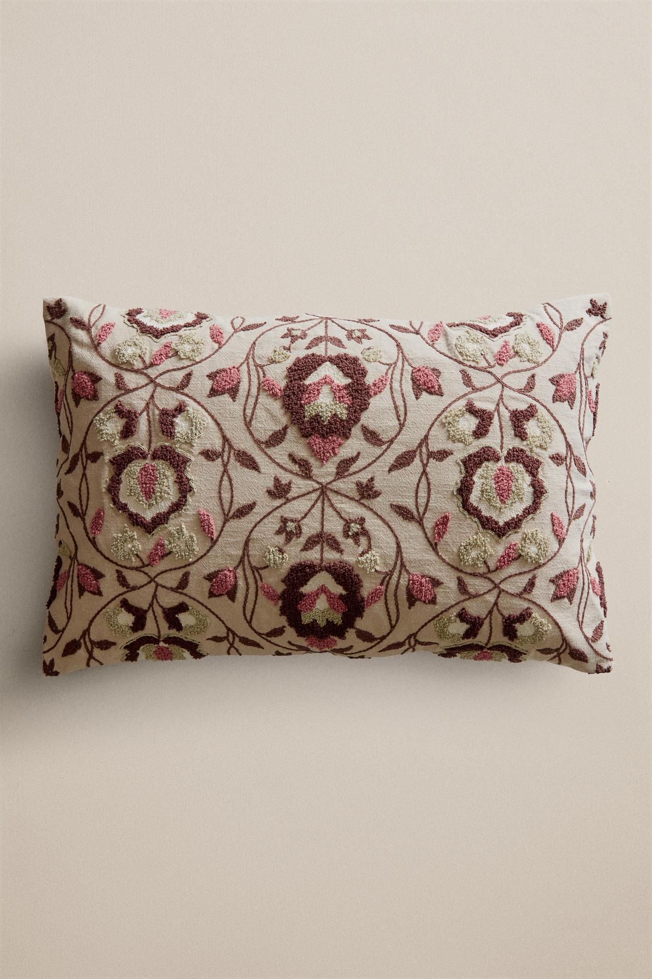 TUFTED THROW PILLOW COVER — Brown / Taupe