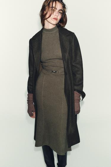 قُفَّازَات طَوِيلَة مُحَاكَة - بني/ توبو الخاص بـ Zara