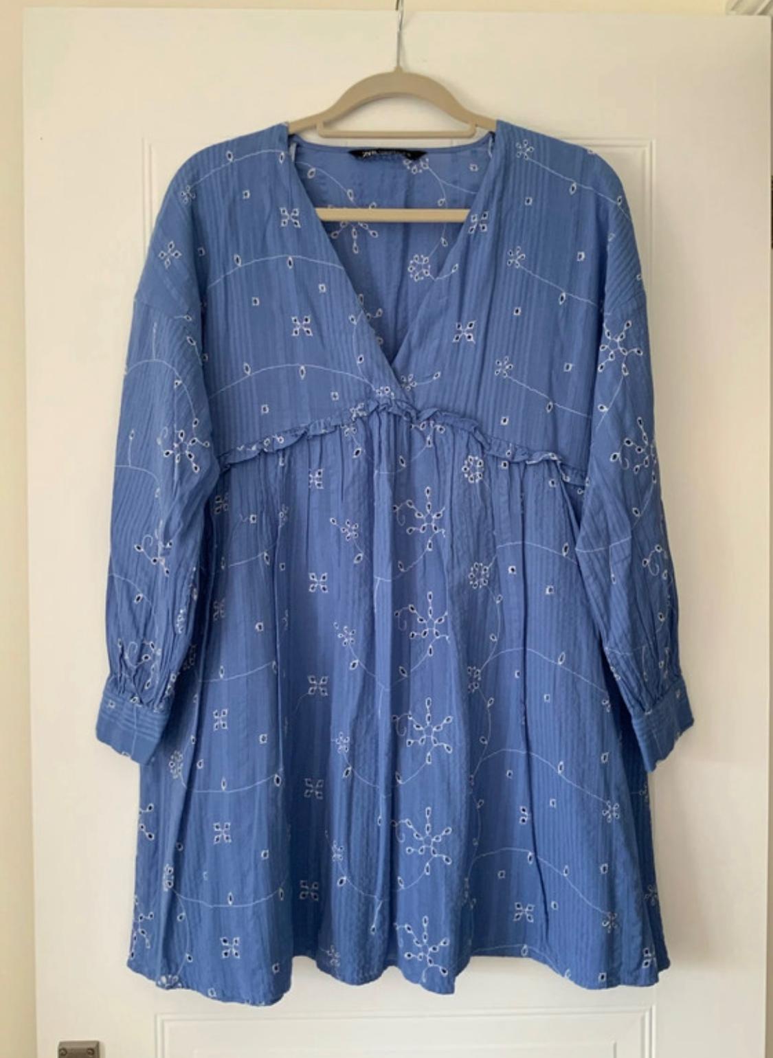 EMBROIDERED SHORT DRESS