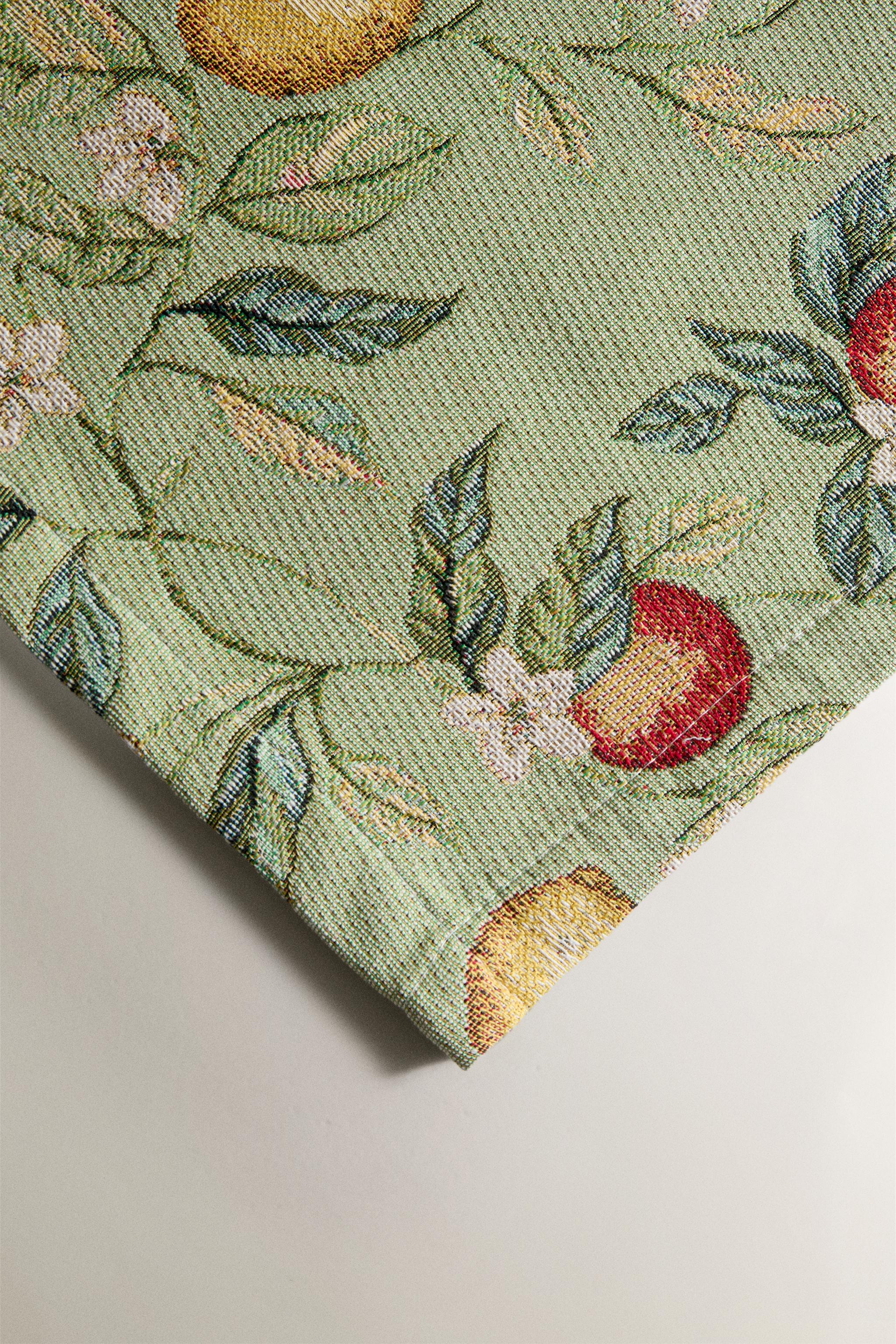 NAPPE JACQUARD MOTIFS FRUITS