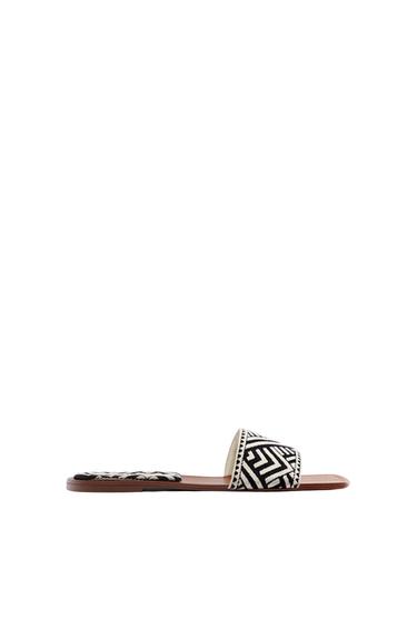 FLAT FABRIC SANDALS
