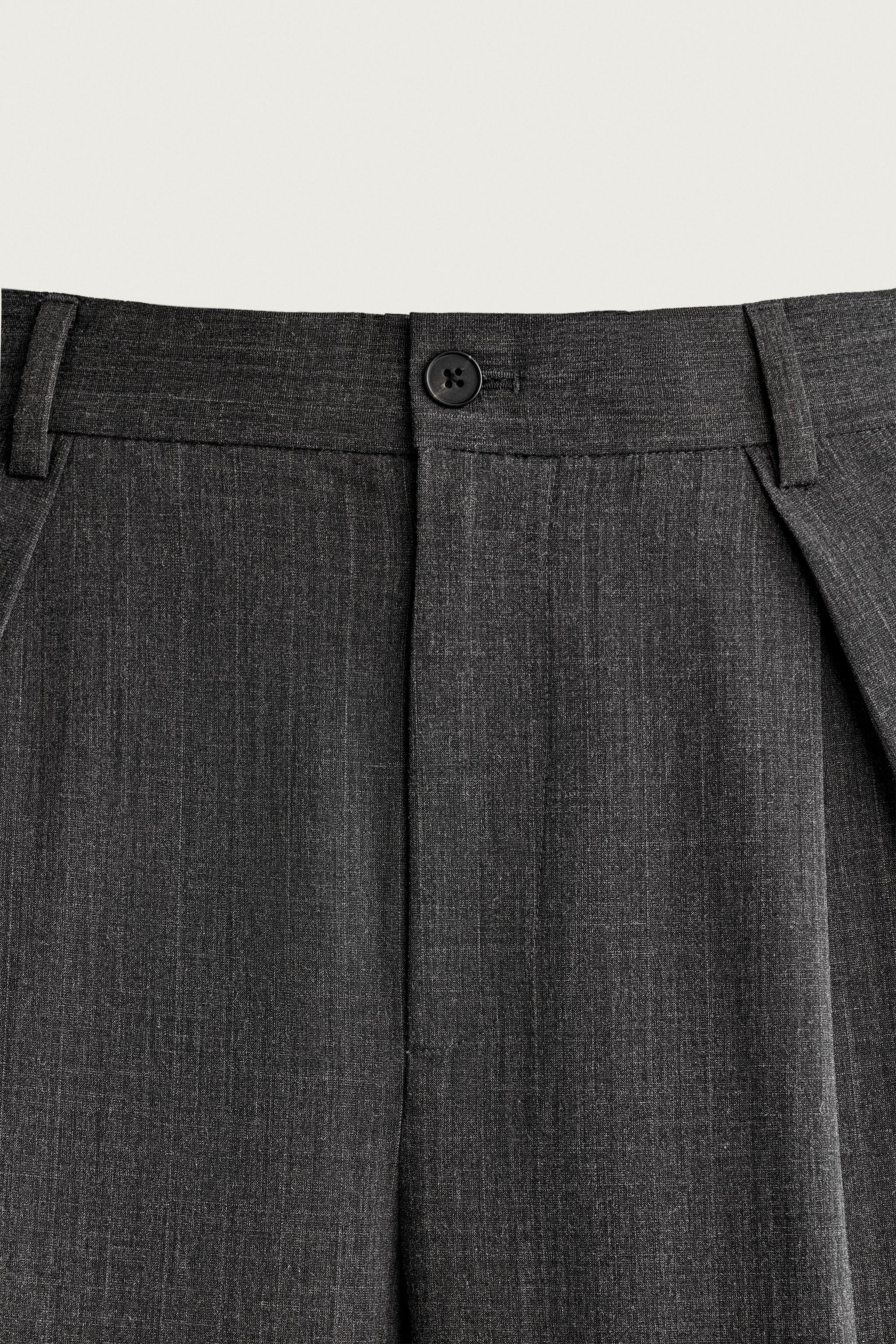 PANTALON COUPE DÉCONTRACTÉE À PLIS