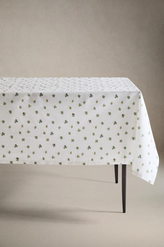 MANTEL RESINADO TRÉBOL - Verde de Zara - Imagen 0