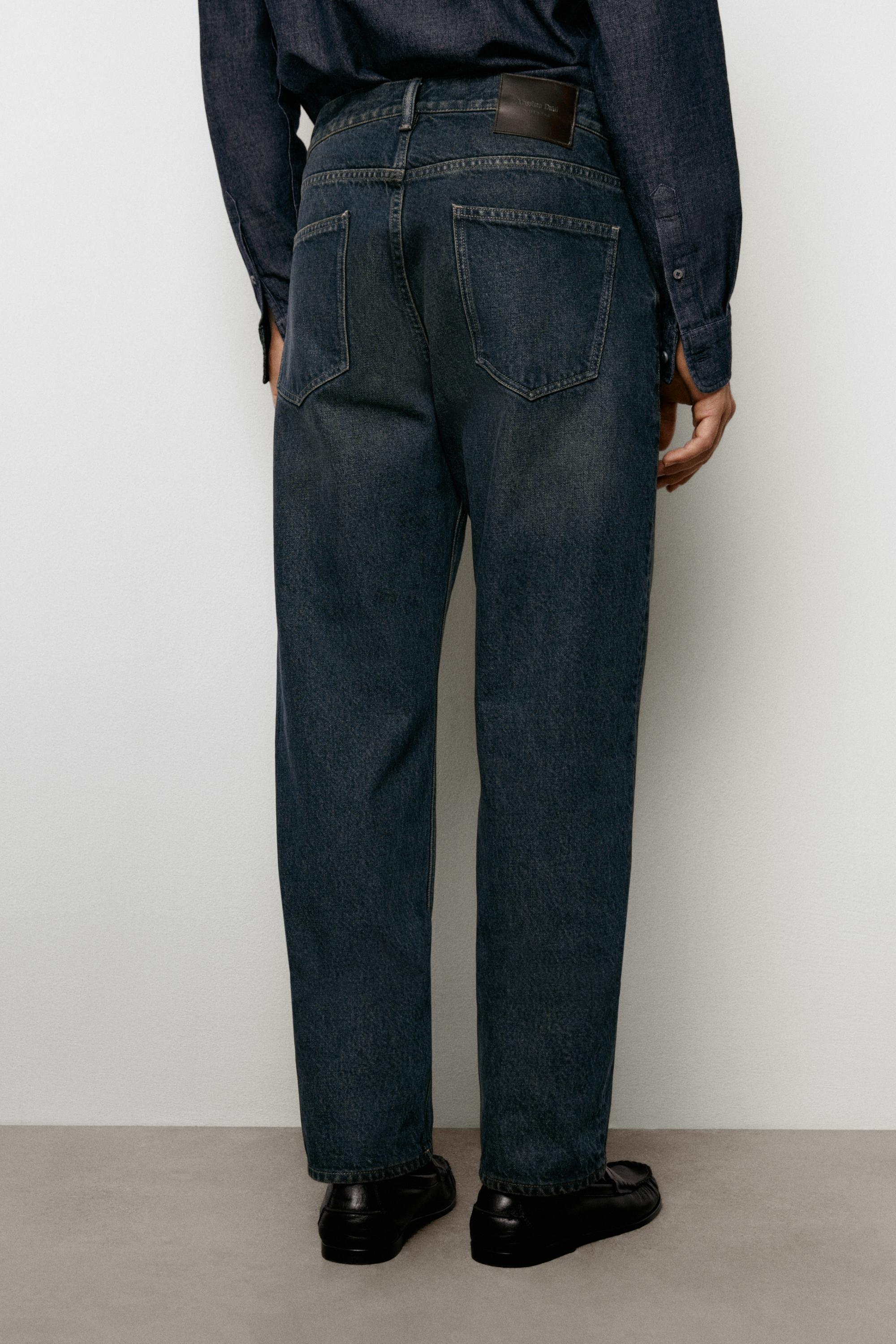 Straight-leg jeans