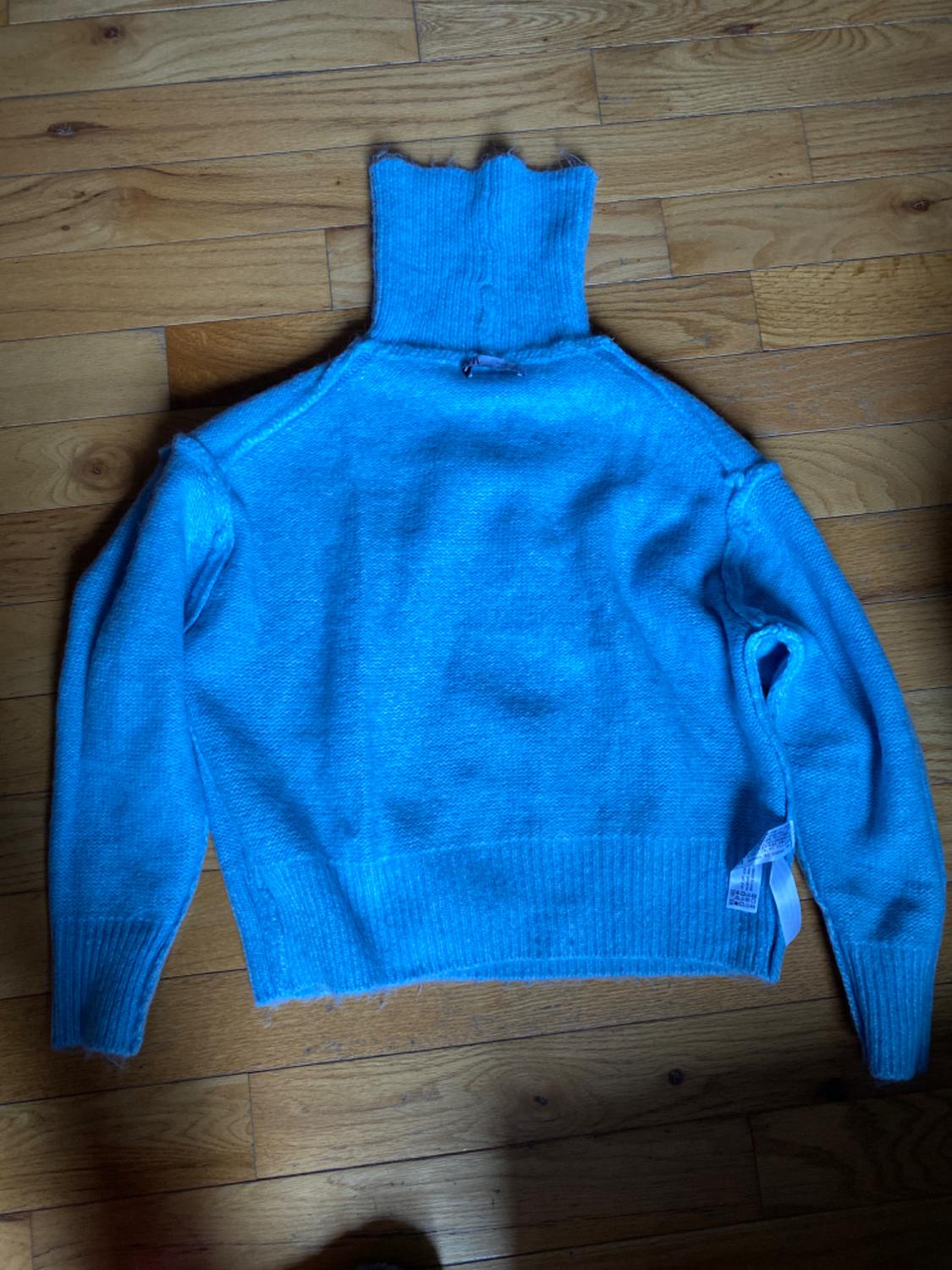 HIGH COLLAR KNIT SWEATER - Image 3