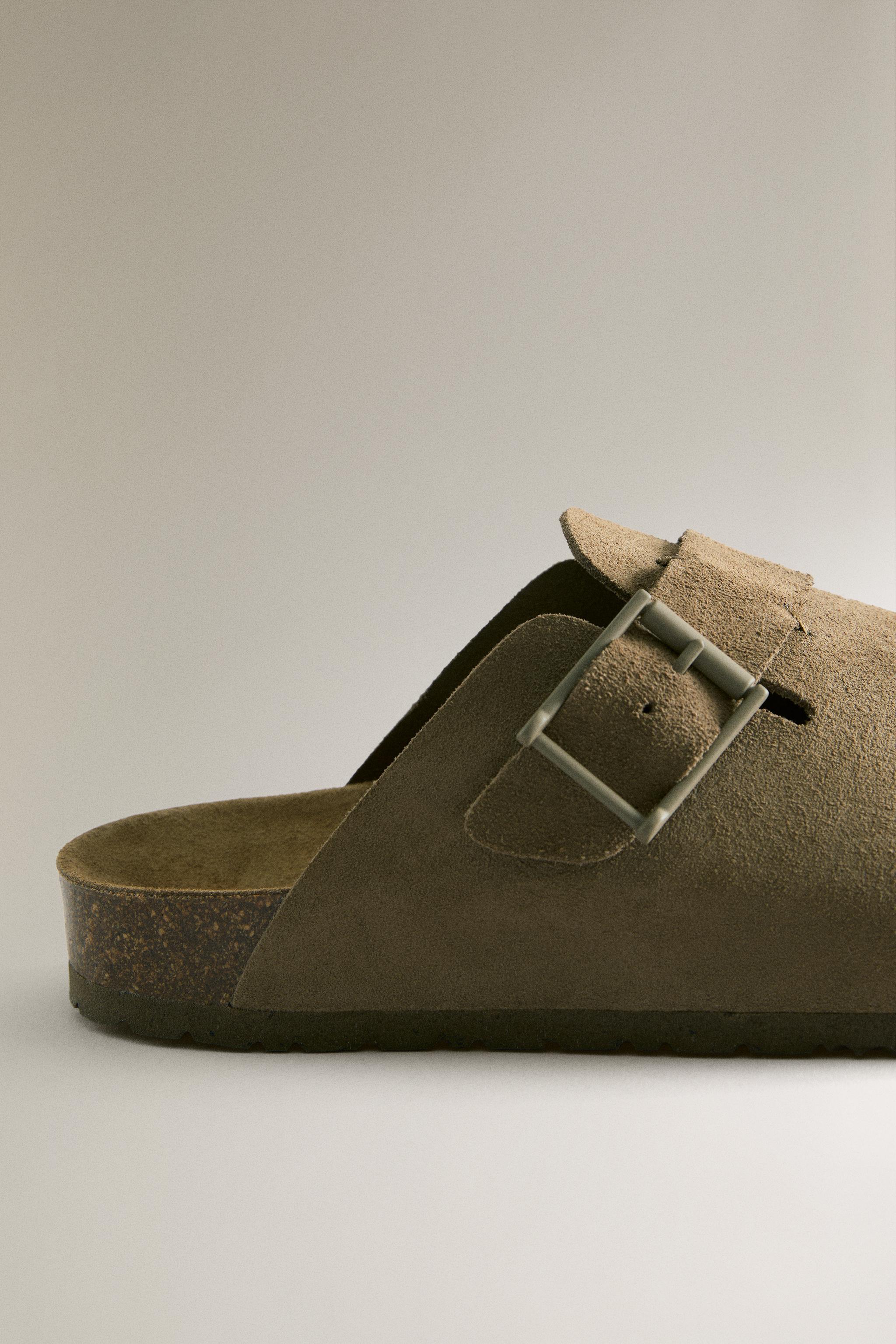 SABOT CUIR BOUCLE DÉTAIL SURPIQÛRE