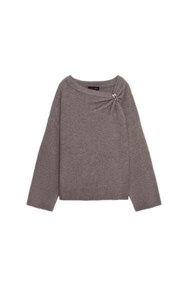 KNIT JUMPER WITH BROOCH - Brown / Taupe by Zara