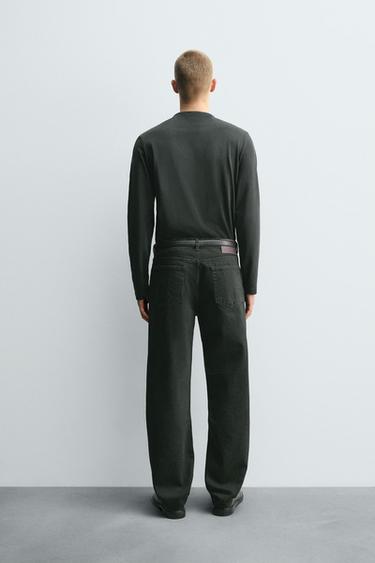 JEANS STRAIGHT FIT - أخضر شرشيري by Zara