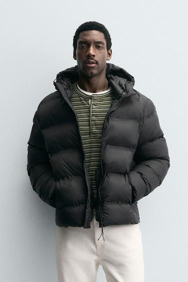 CAZADORA ACOLCHADA CAPUCHA WATER REPELLENT - Negro de Zara