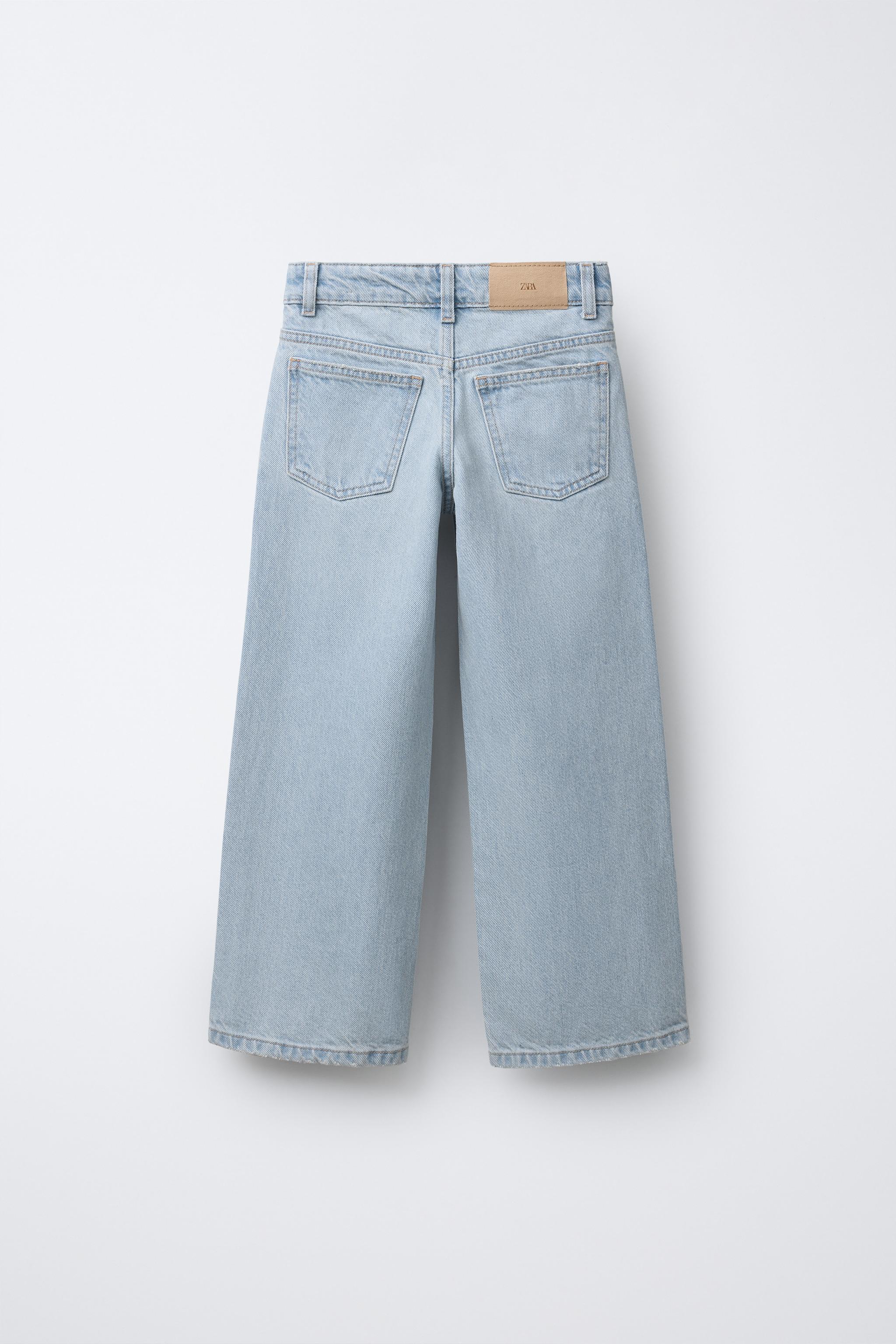 JEAN À JAMBES LARGES