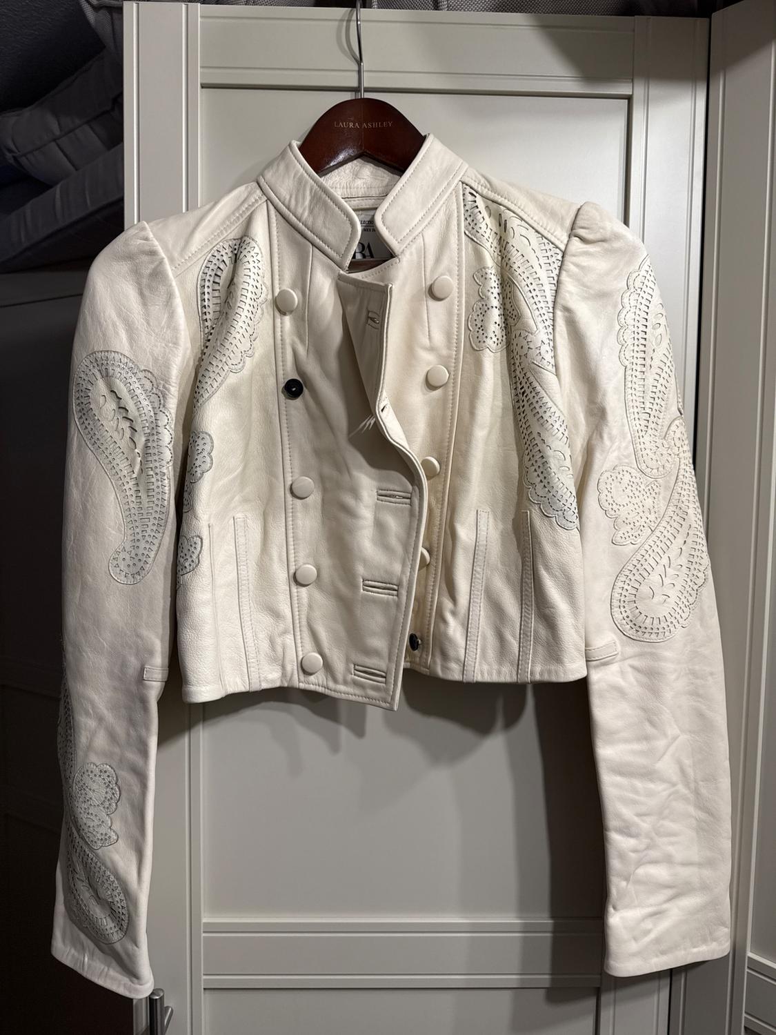 LIMITED EDITION LEATHER JACKET - Image 2