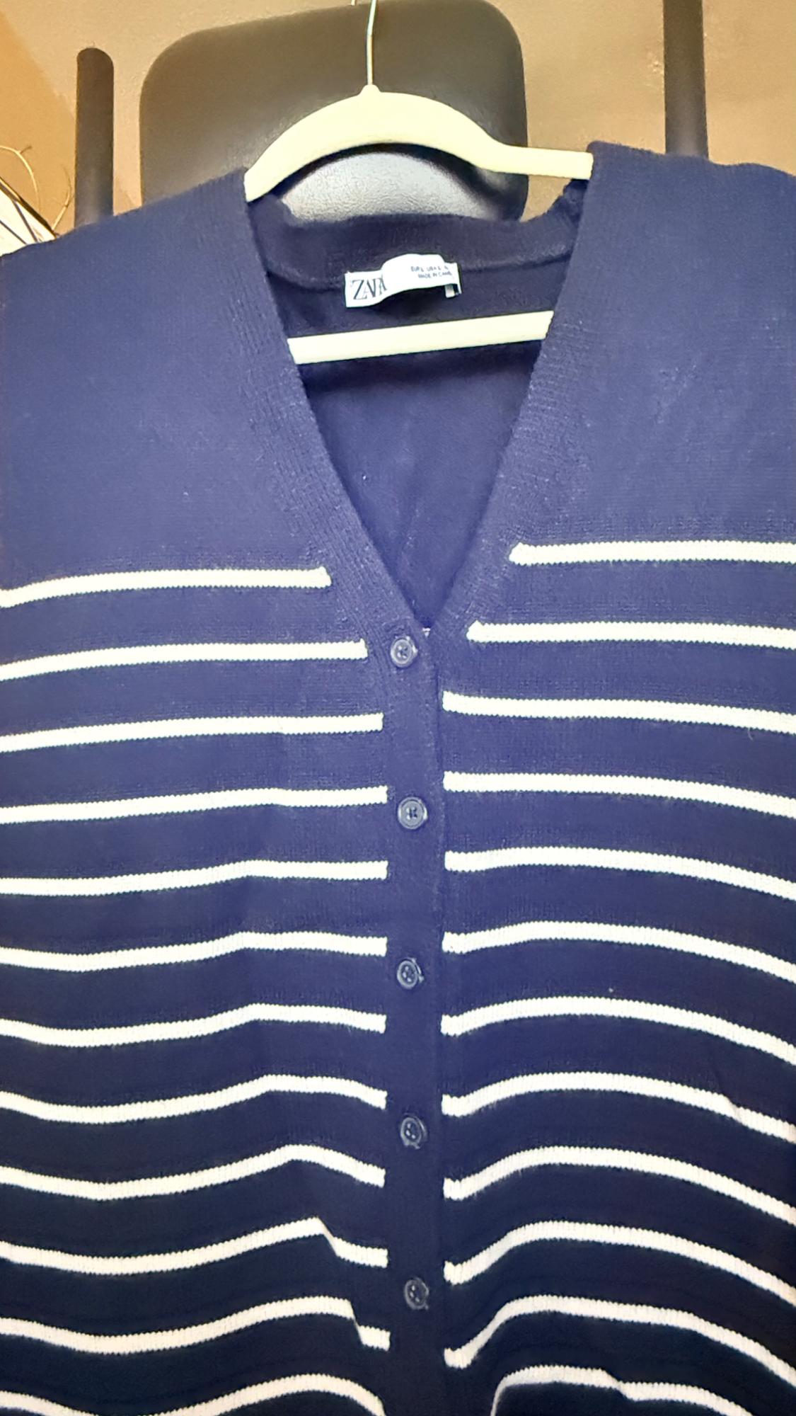 STRIPED KNIT VEST - Image 2