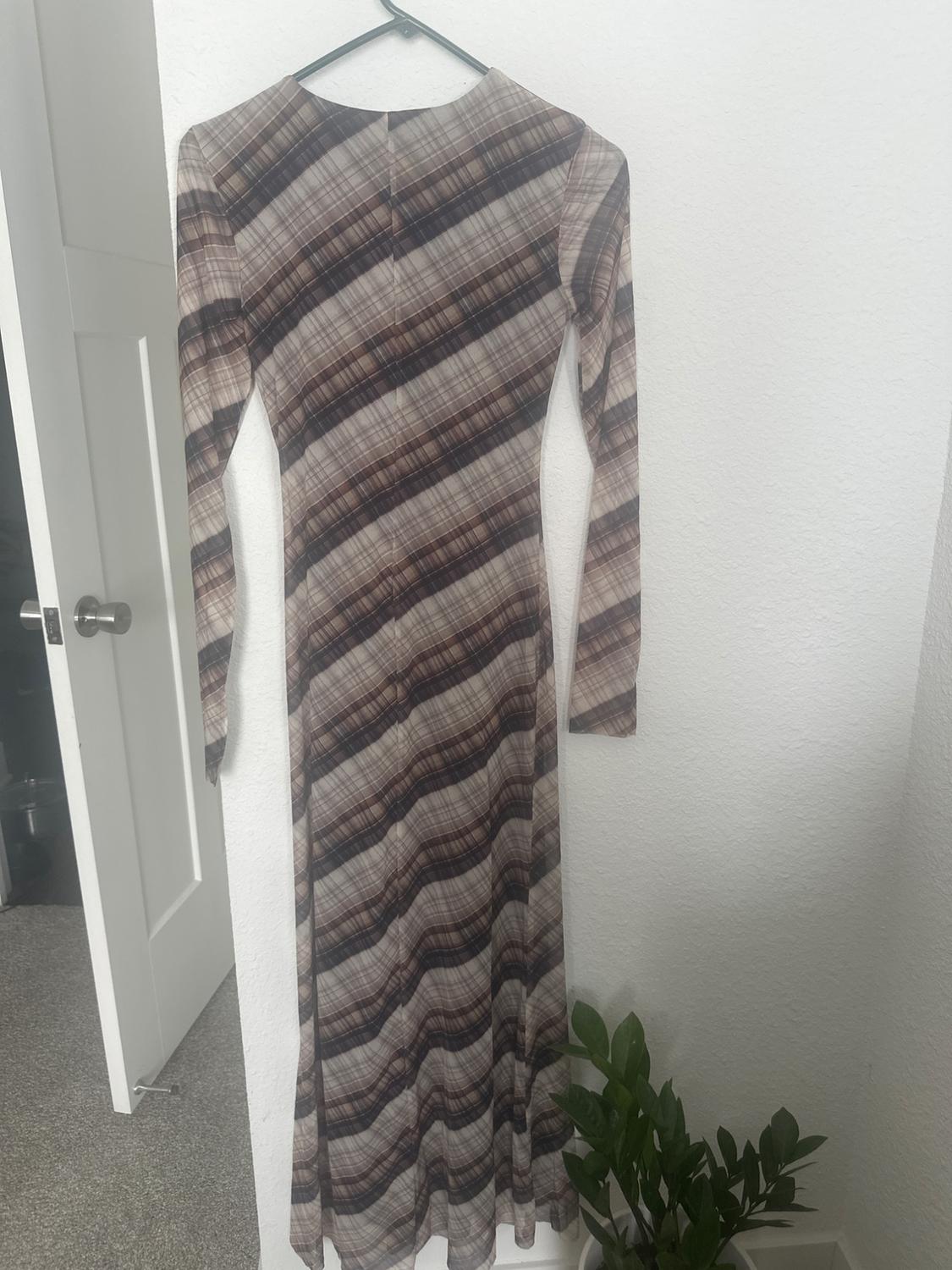 VESTIDO TUL CUADROS - Image 5
