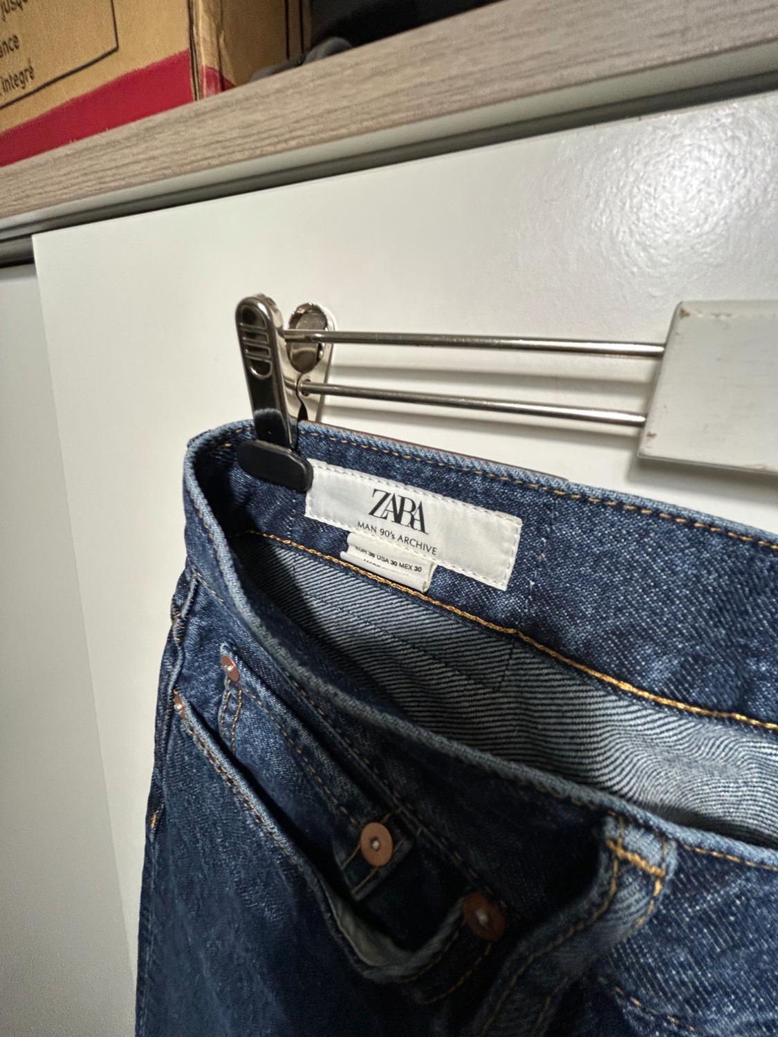 LIMITED EDITION RELAXED STRAIGHT-LEG JEANS - Image 4