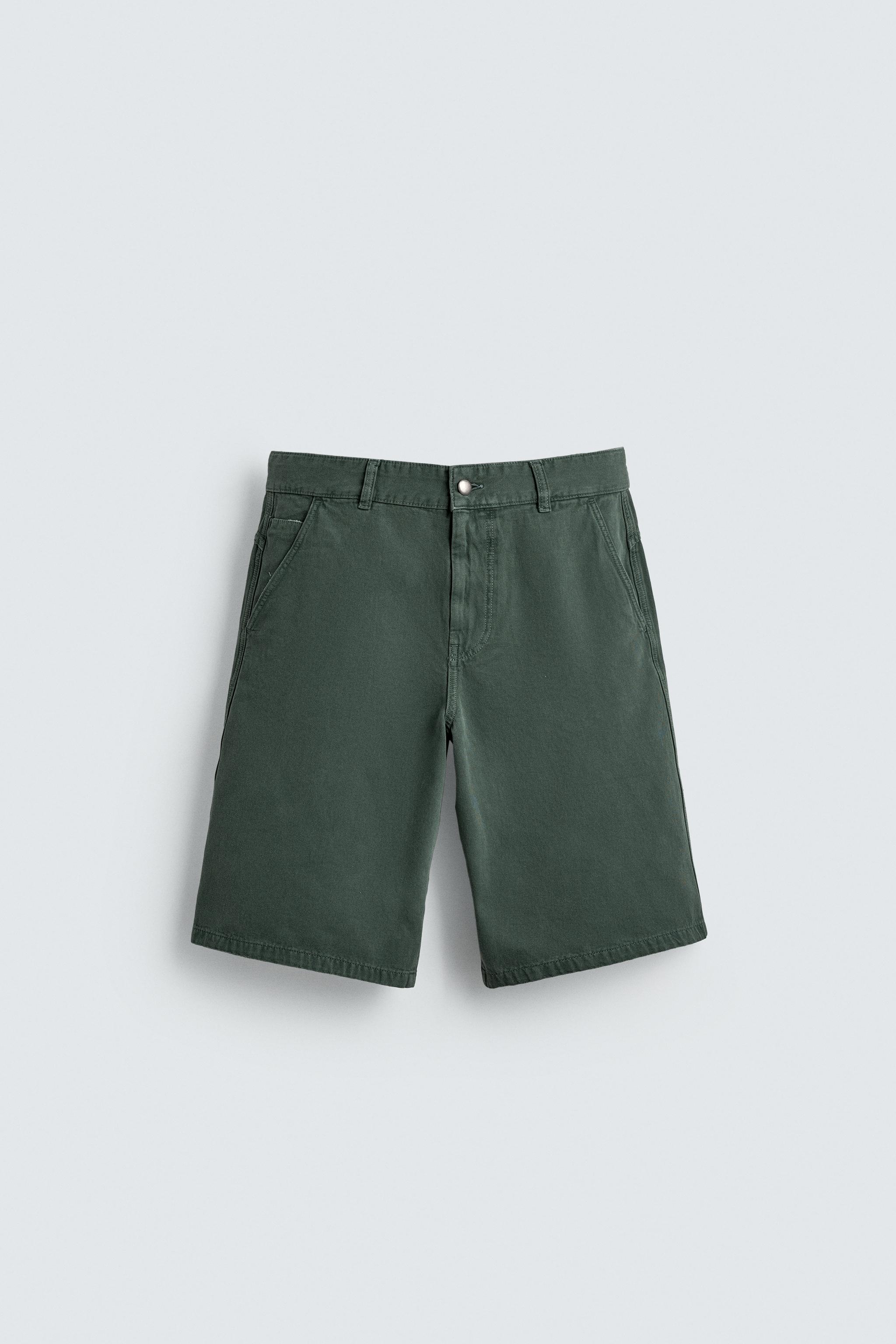 SHORT RELAXED FIT