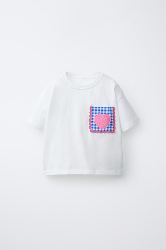 CAMISETA COM BOLSO E ONDULAÇÃO - Branco da Zara - Imagem 0
