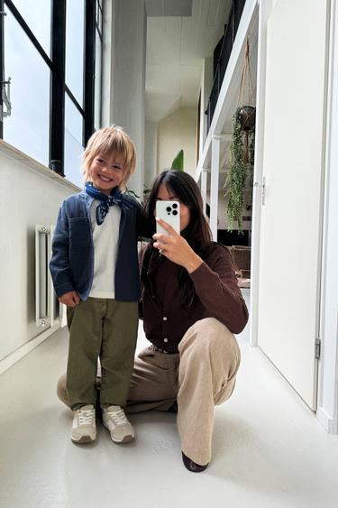CHEMISE MAO À POCHE - Bleu marine de Zara