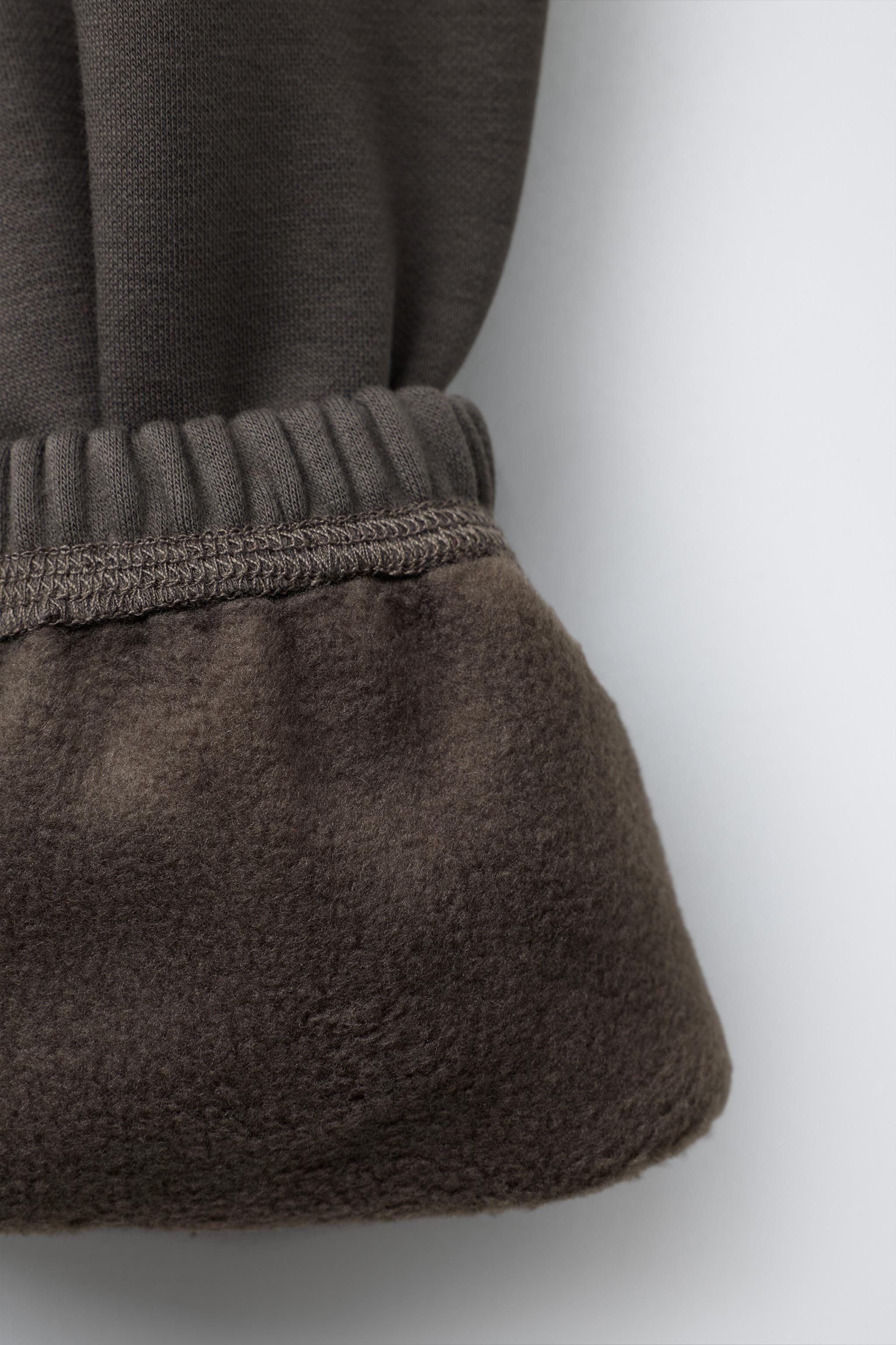 TEXT PRINT BALLOON PLUSH PANTS