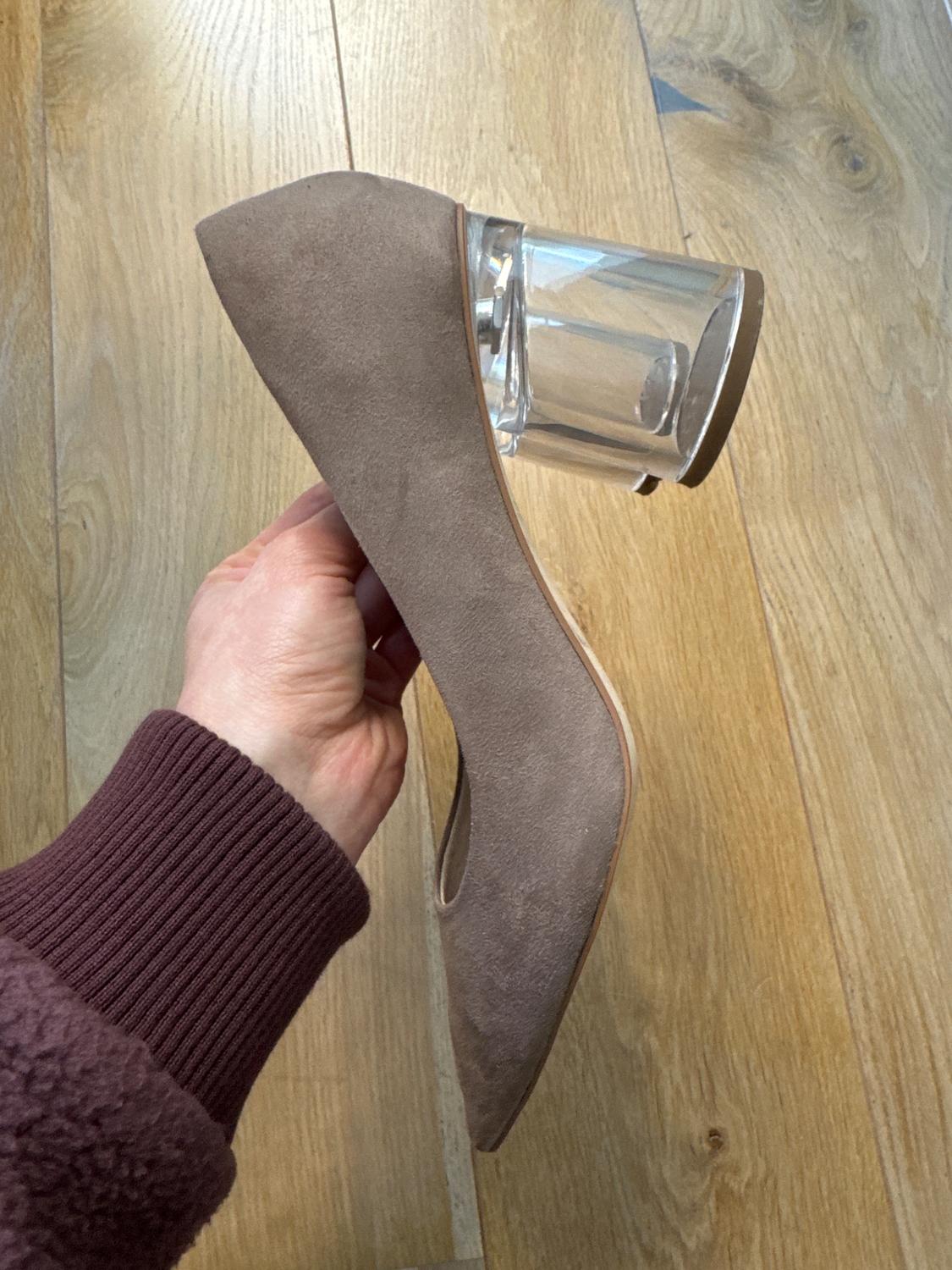 NUDE KITTEN HEELS WITH TRANSPARENT HEELS - Image 4