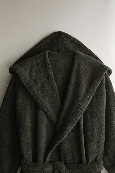 HOODED BATHROBE (360 GXM²) — Dark green 2