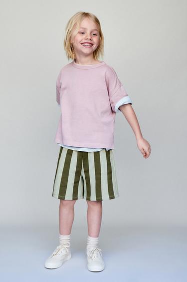 BERMUDA FELPA RAYAS - Verde medio de Zara