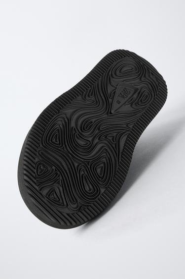 SHEEPSKIN ANKLE BOOTS - Black by Zara