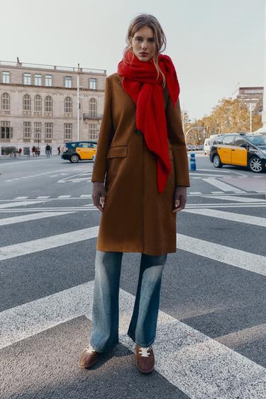 TRIANGULAR CUT-OUT SHAWL - Red by Zara