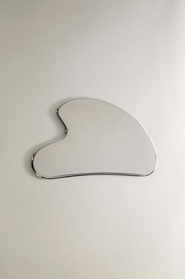 MASSEUR VISAGE GUA SHA MÉTAL - Argent de Zara - Image 0