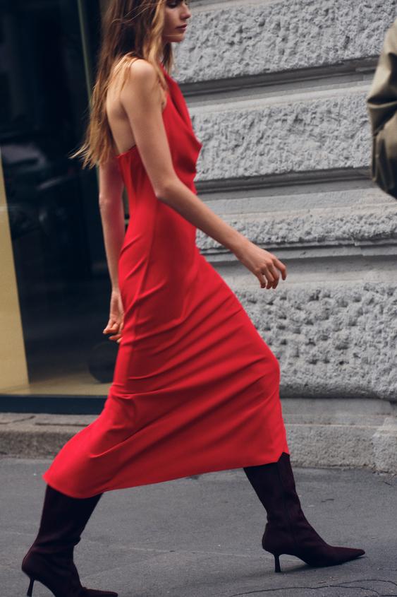 ROBE MI-LONGUE À ENCOLURE AMÉRICAINE - Rouge | ZARA Canada