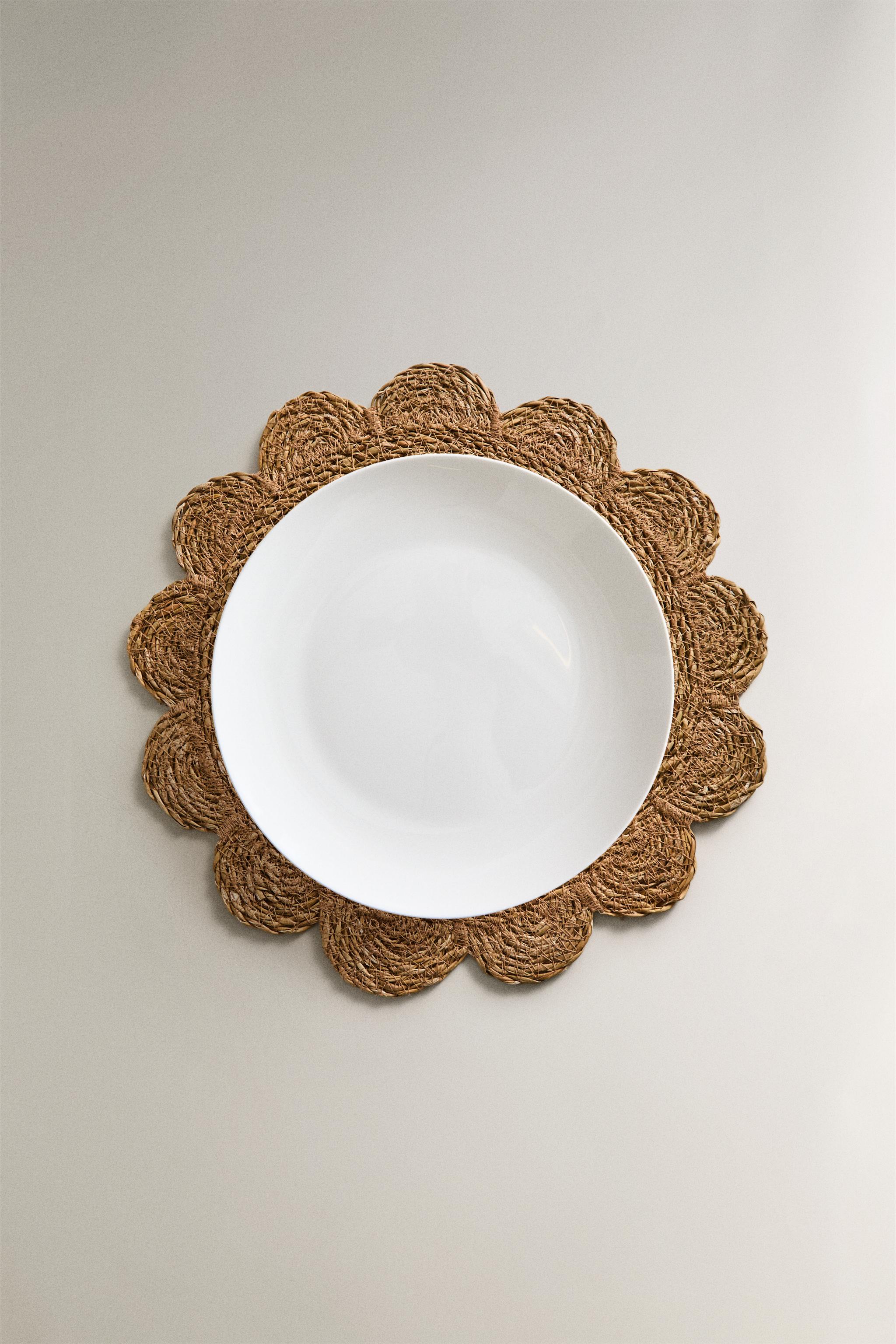 SET DE TABLE FLEUR EN ROTIN