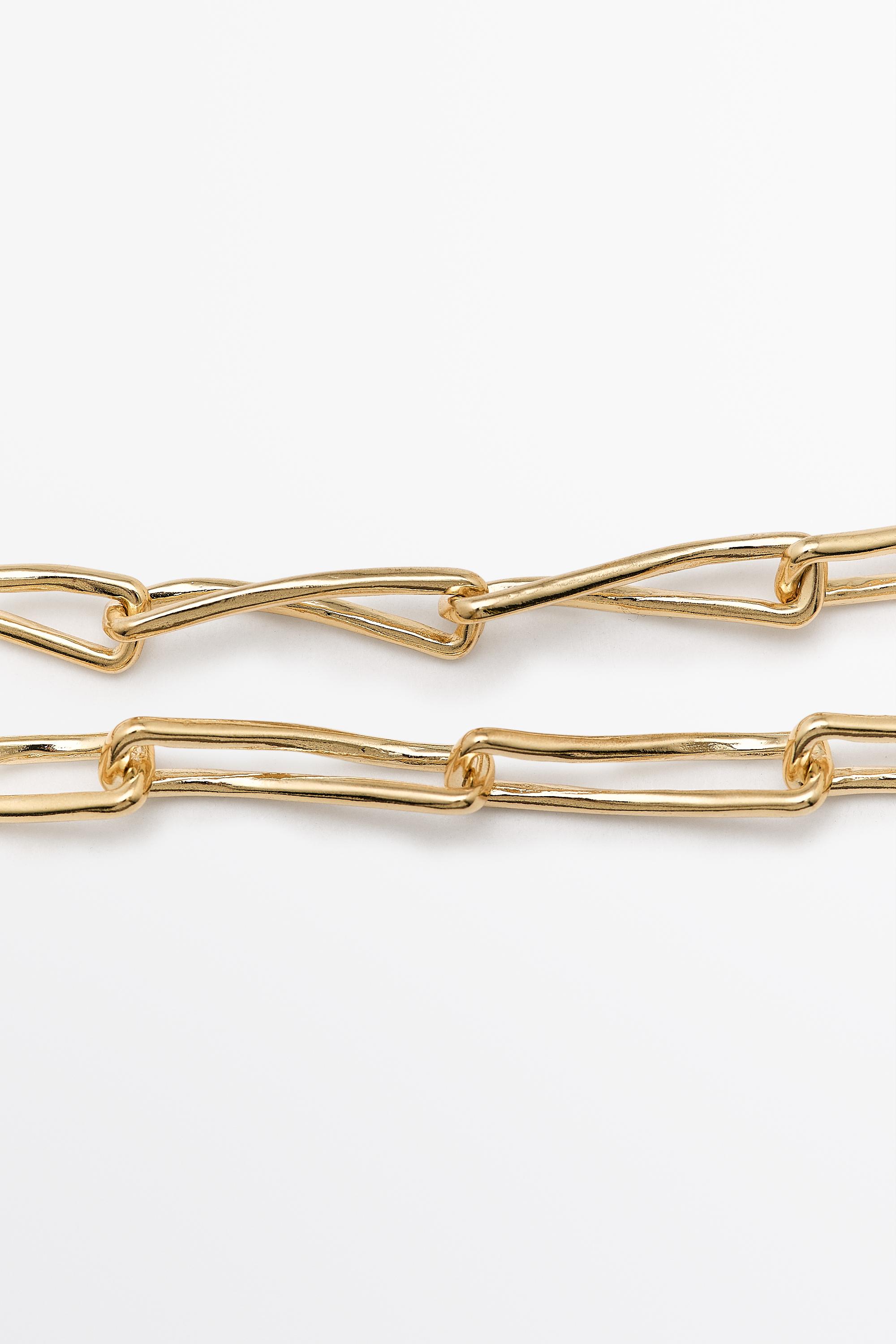 Metal chain link necklace