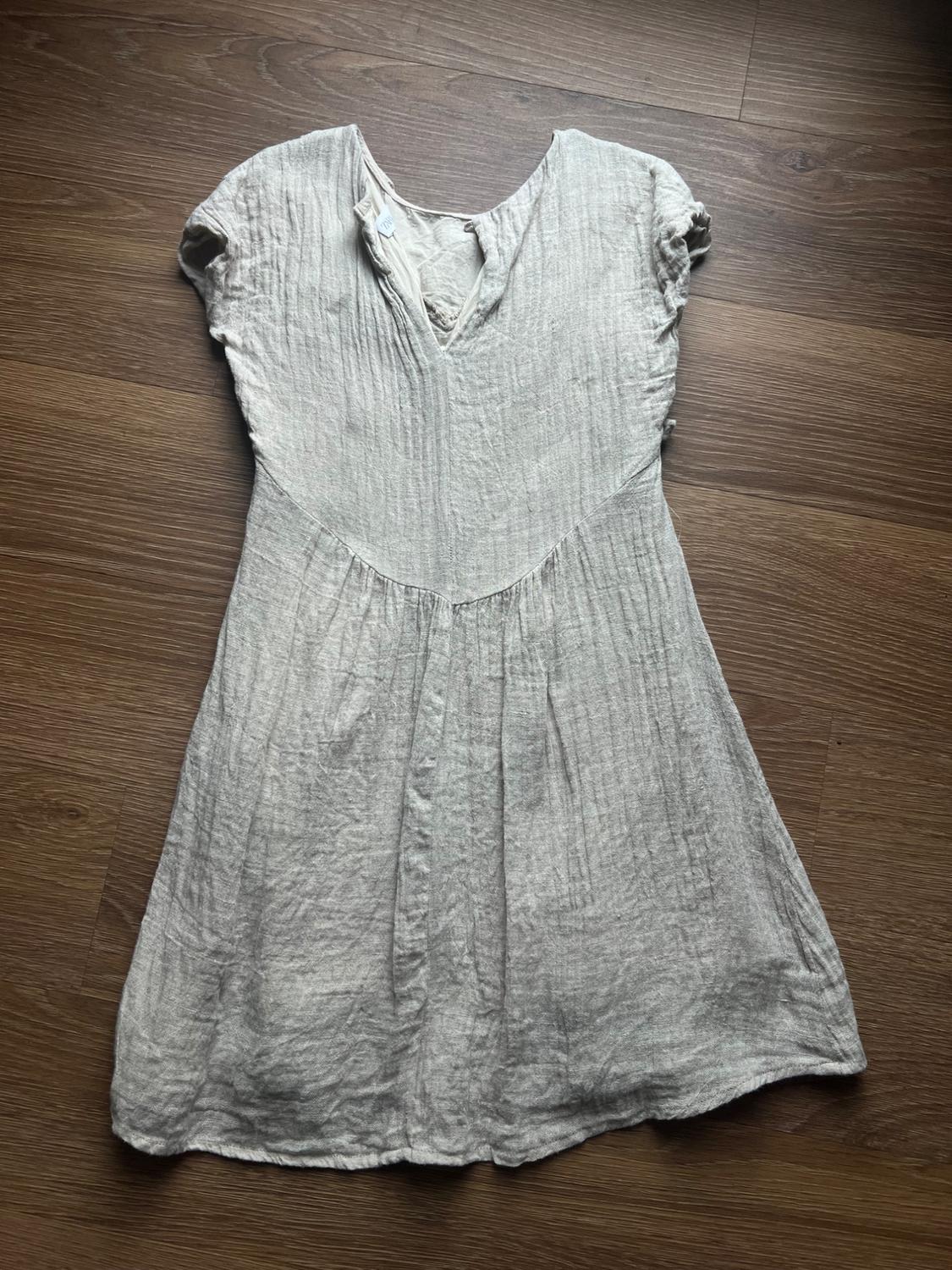 STRUCTURED HEART DRESS - Image 2