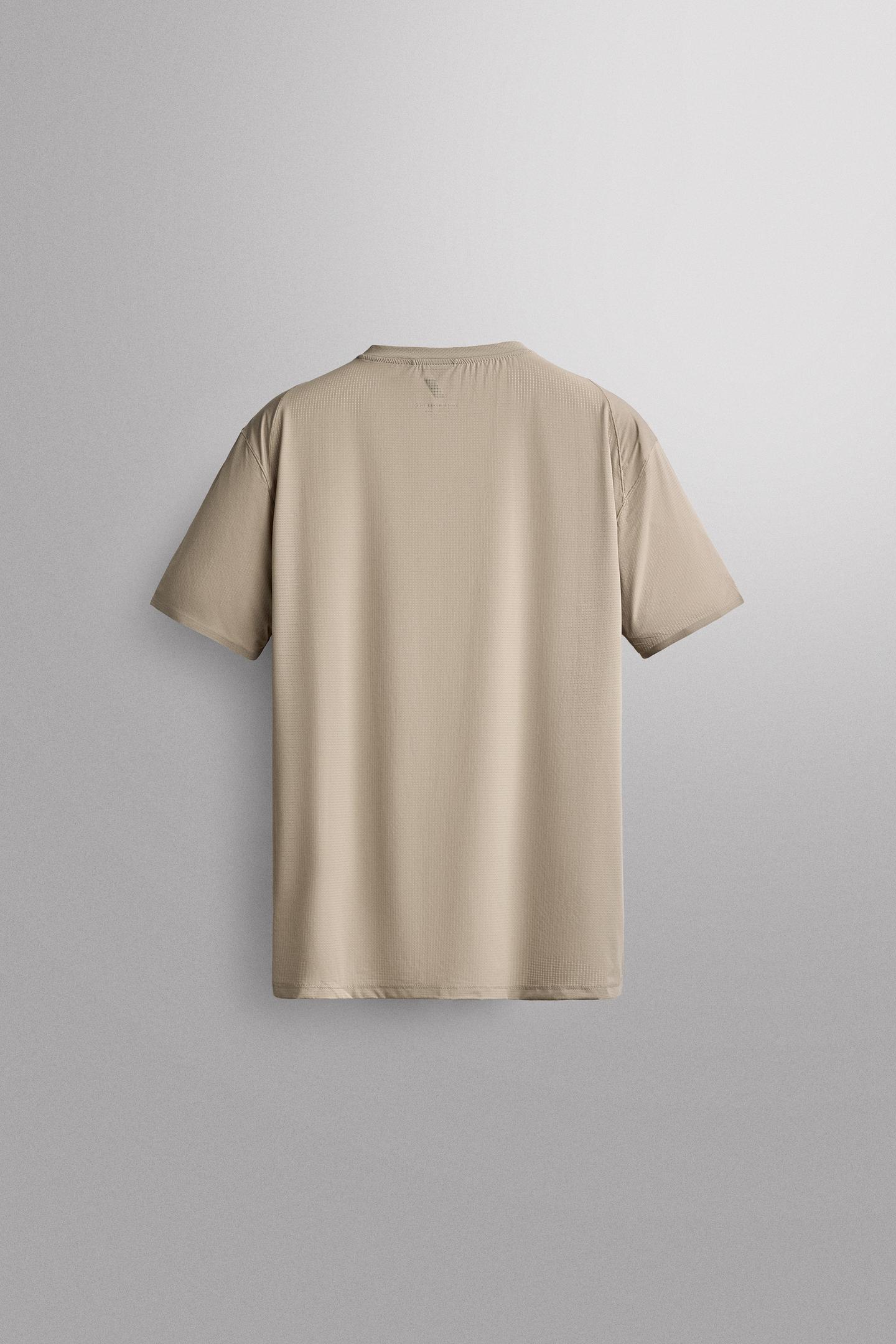 Мужская футболка Zara Textured Technical, цвет: Бежевый — фото 7