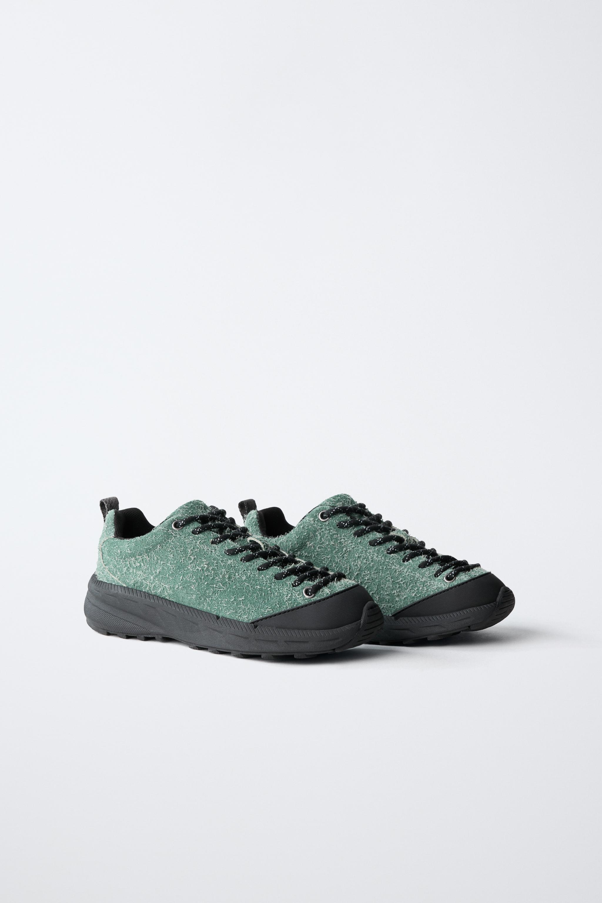 LEATHER SNEAKERS — Blue