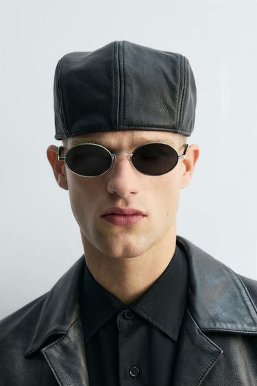 BOINA PIEL LIMITED EDITION - Negro de Zara - Imagen 0
