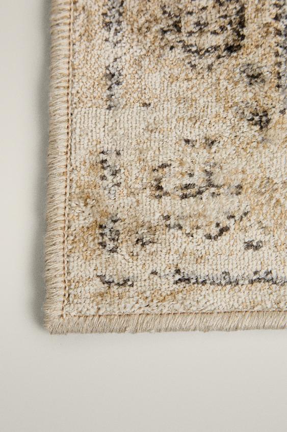 TAPIS EFFET VINTAGE - Marron de Zara - Image 3
