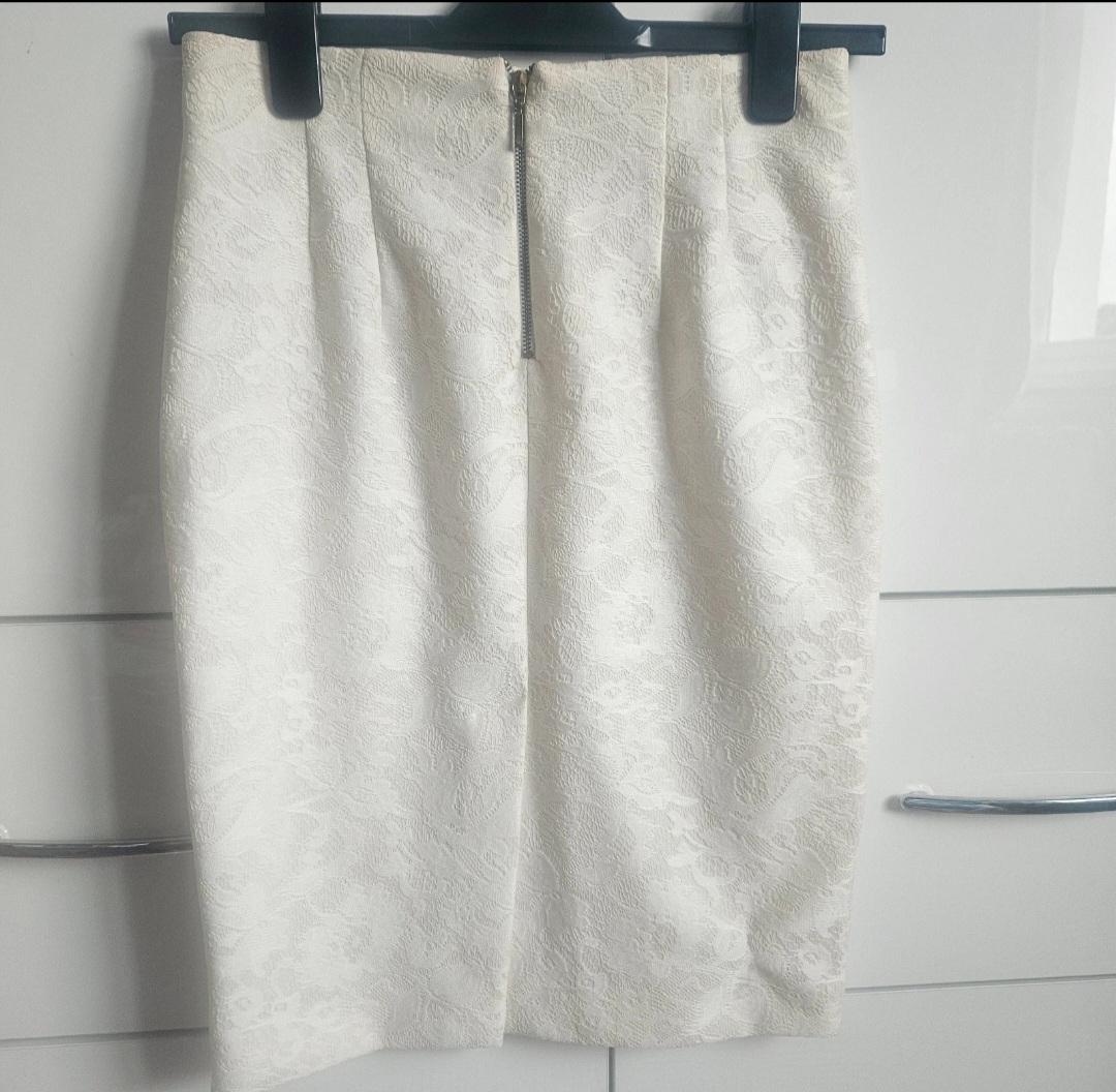 CREAM LACE PENCIL SKIRT - Image 2
