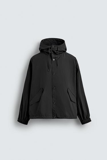 Zara TEHNIČKA JAKNA S KAPULJAČOM – Crna