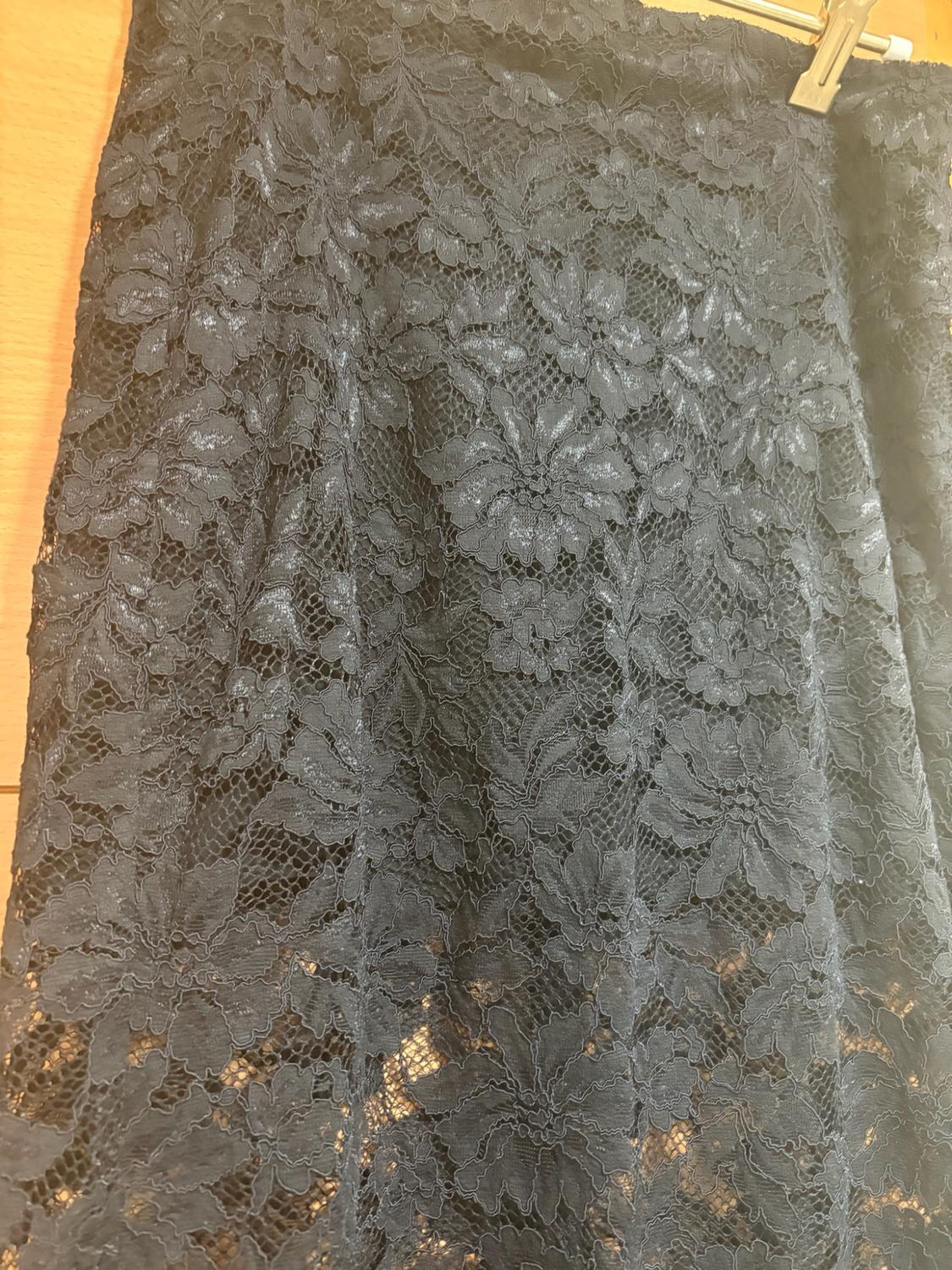 LACE MIDI SKIRT - Image 2
