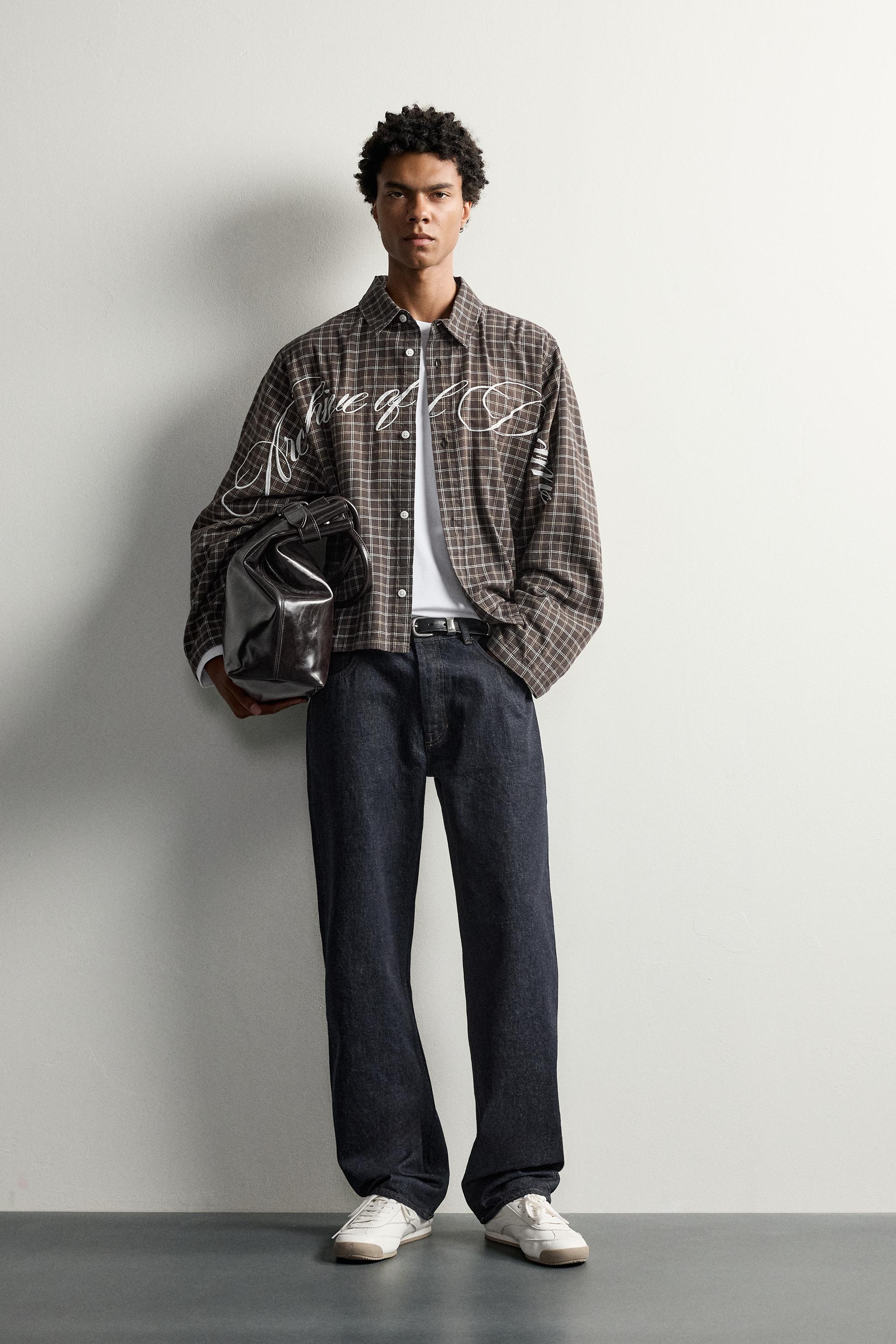 CHEMISE BOXY FIT INSCRIPTION BRODÉE