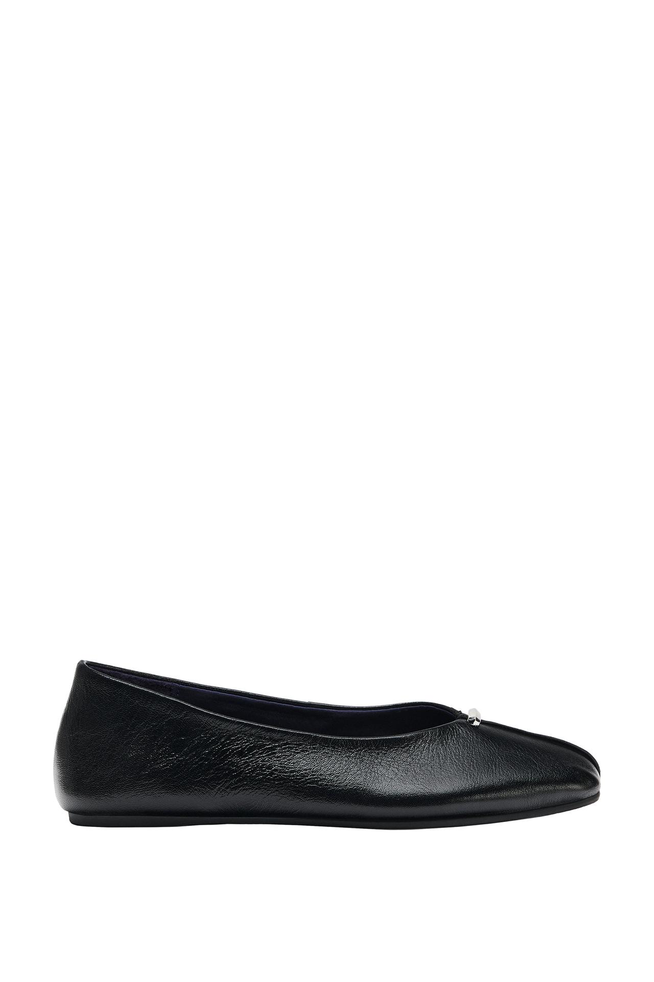 LEATHER BALLET FLATS WITH METAL DETAIL