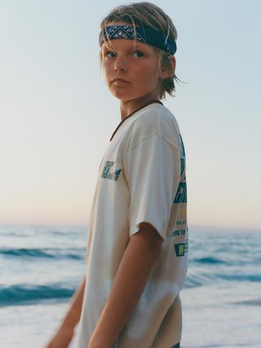 SLOGAN AND STAIN PRINT T-SHIRT - Ecru / Green by Zara