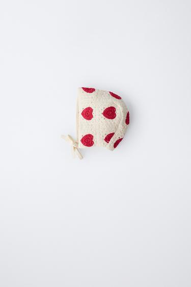 CAPOTA PUNTO CROCHET CORAZONES - Crudo de Zara