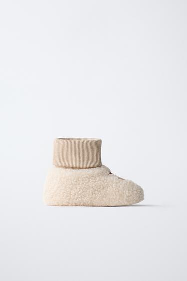 Zara DETAIL SLIPPERS - Off White
