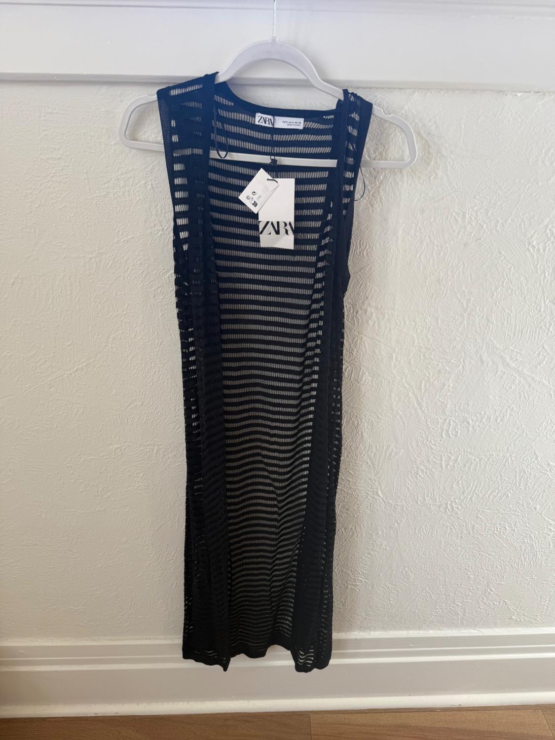 BLACK SOFT KNIT VEST - Image 6