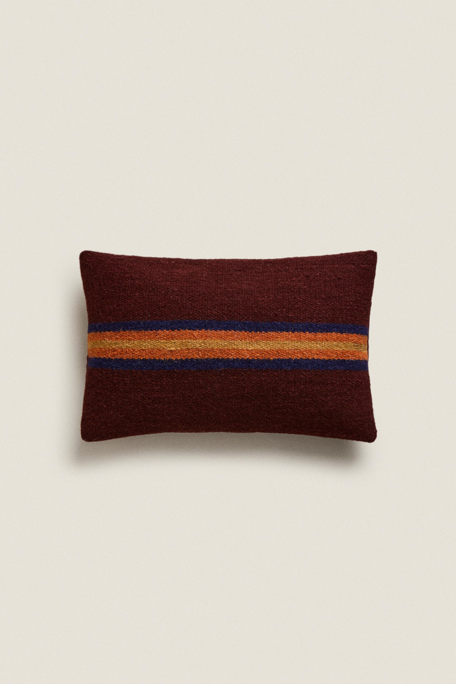 funda-coj-n-lana-raya-granate-oscuro-zara-mexico