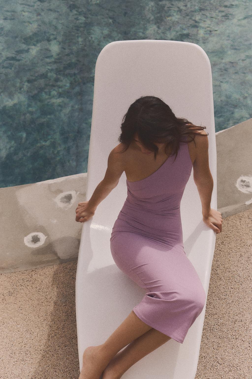 VESTIDO MIDI ASIMÉTRICO