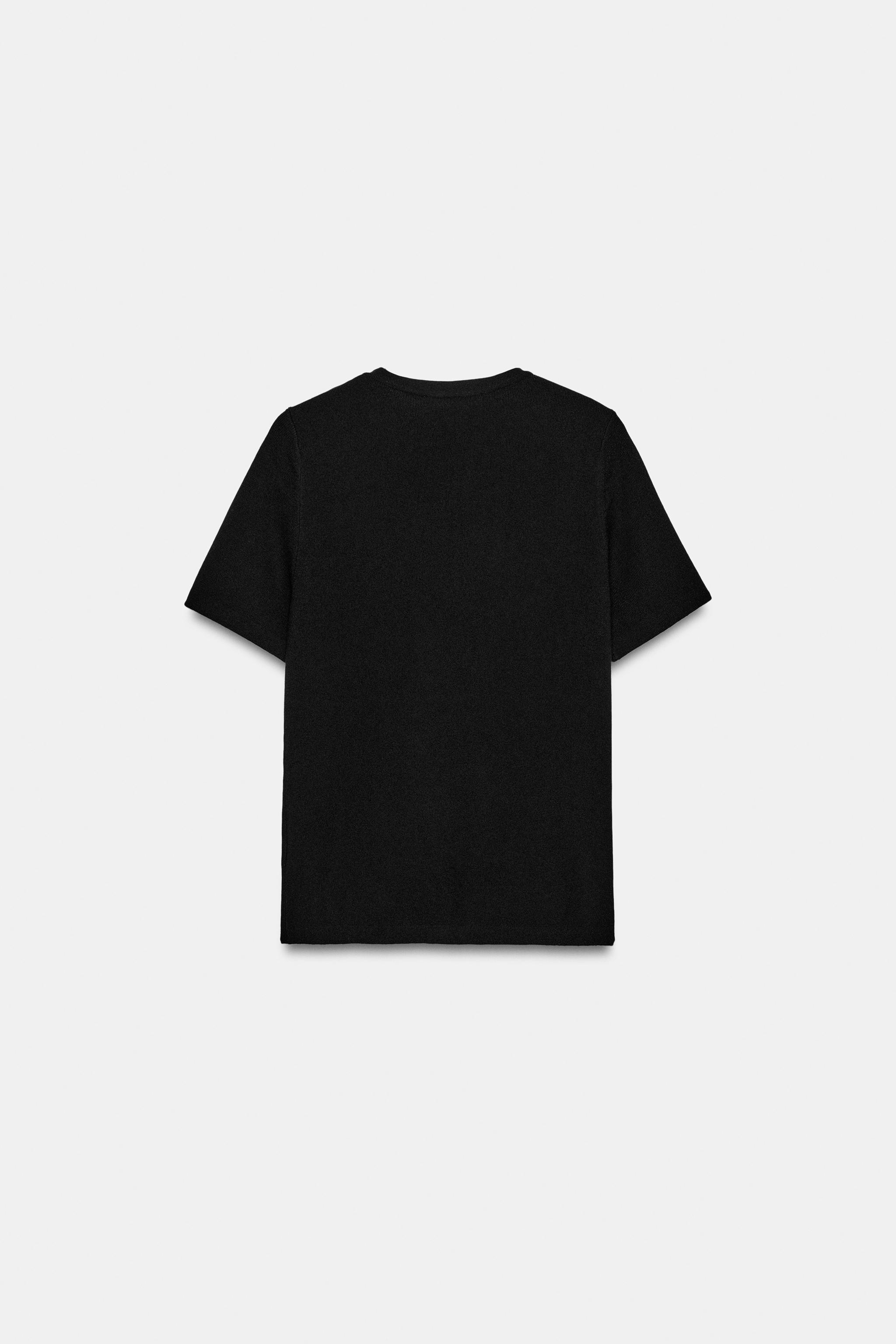 KNIT BUTTON-FRONT TOP