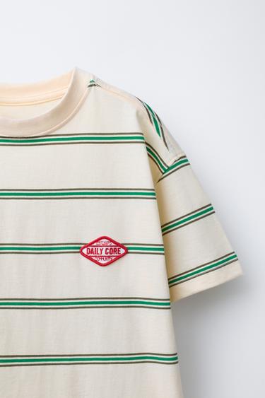 T-SHIRT IMPRIMÉ RAYURES PIÈCE - Vert de Zara - Image 2